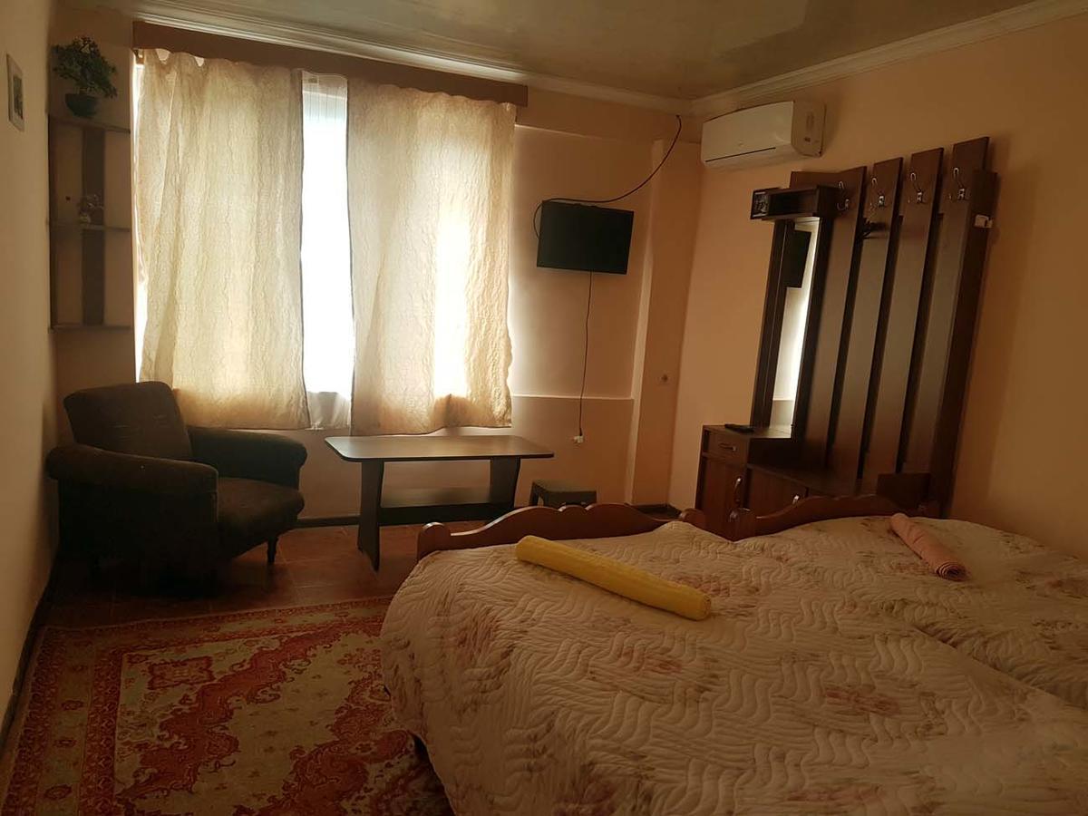 Guest House Villa كفاريلي المظهر الخارجي الصورة