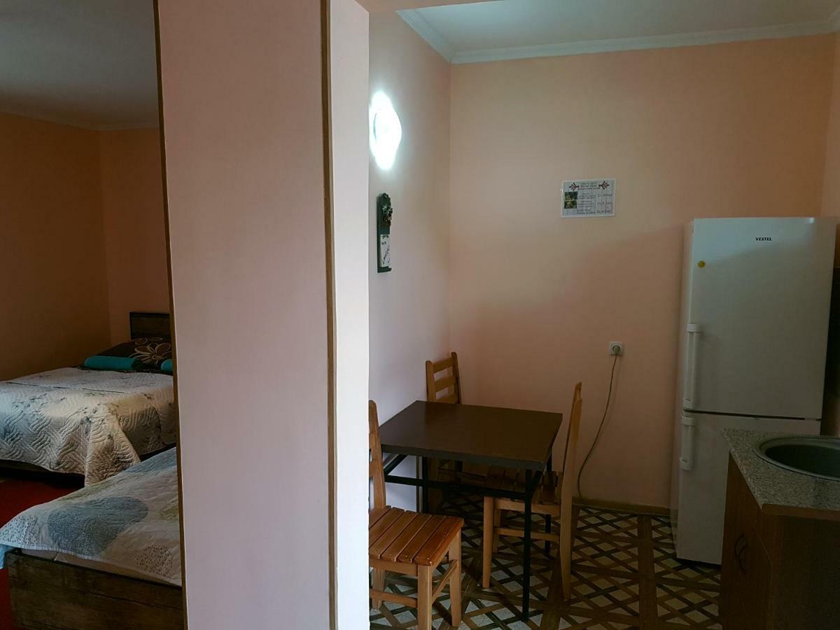 Guest House Villa كفاريلي المظهر الخارجي الصورة