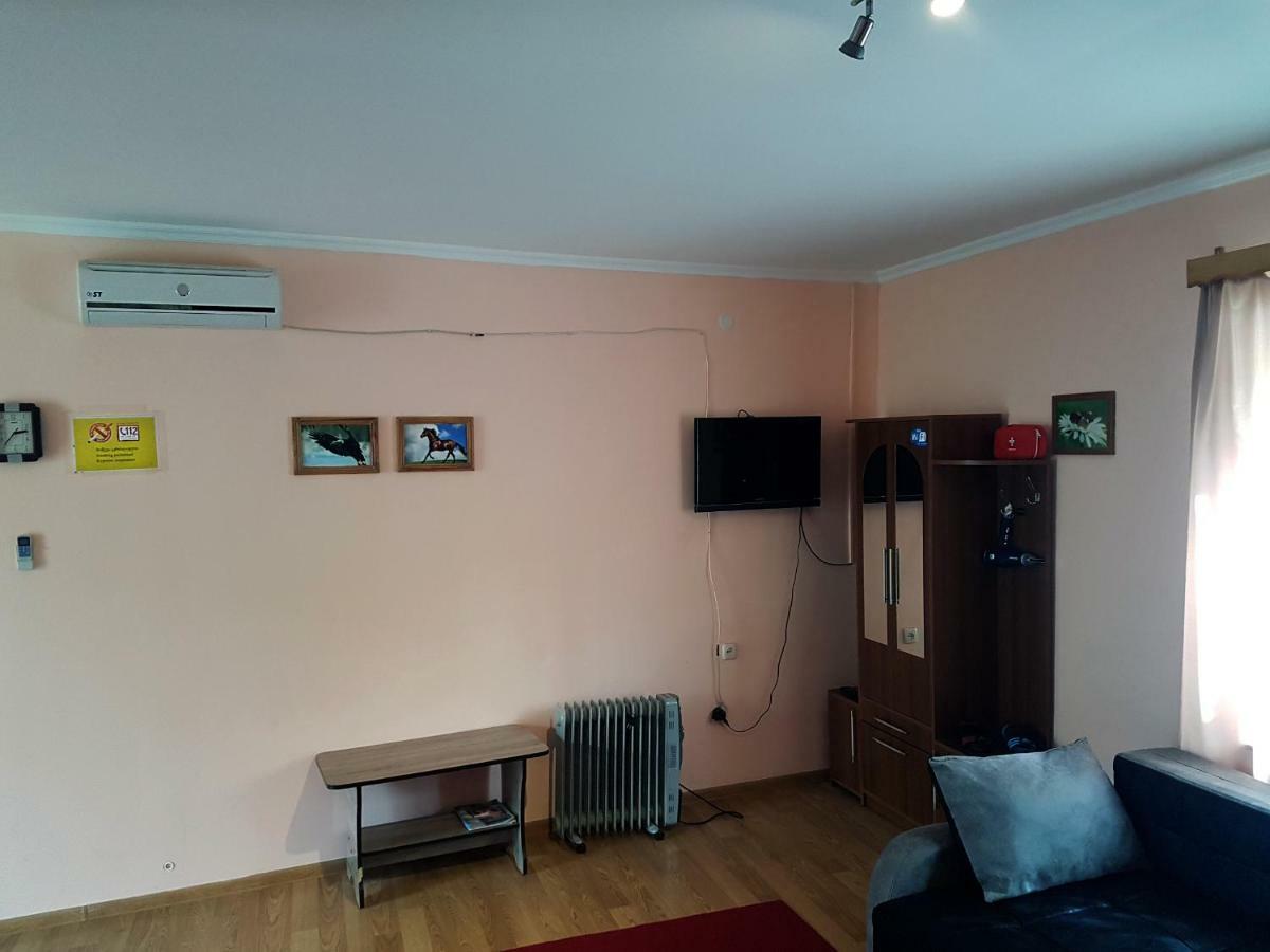 Guest House Villa كفاريلي المظهر الخارجي الصورة