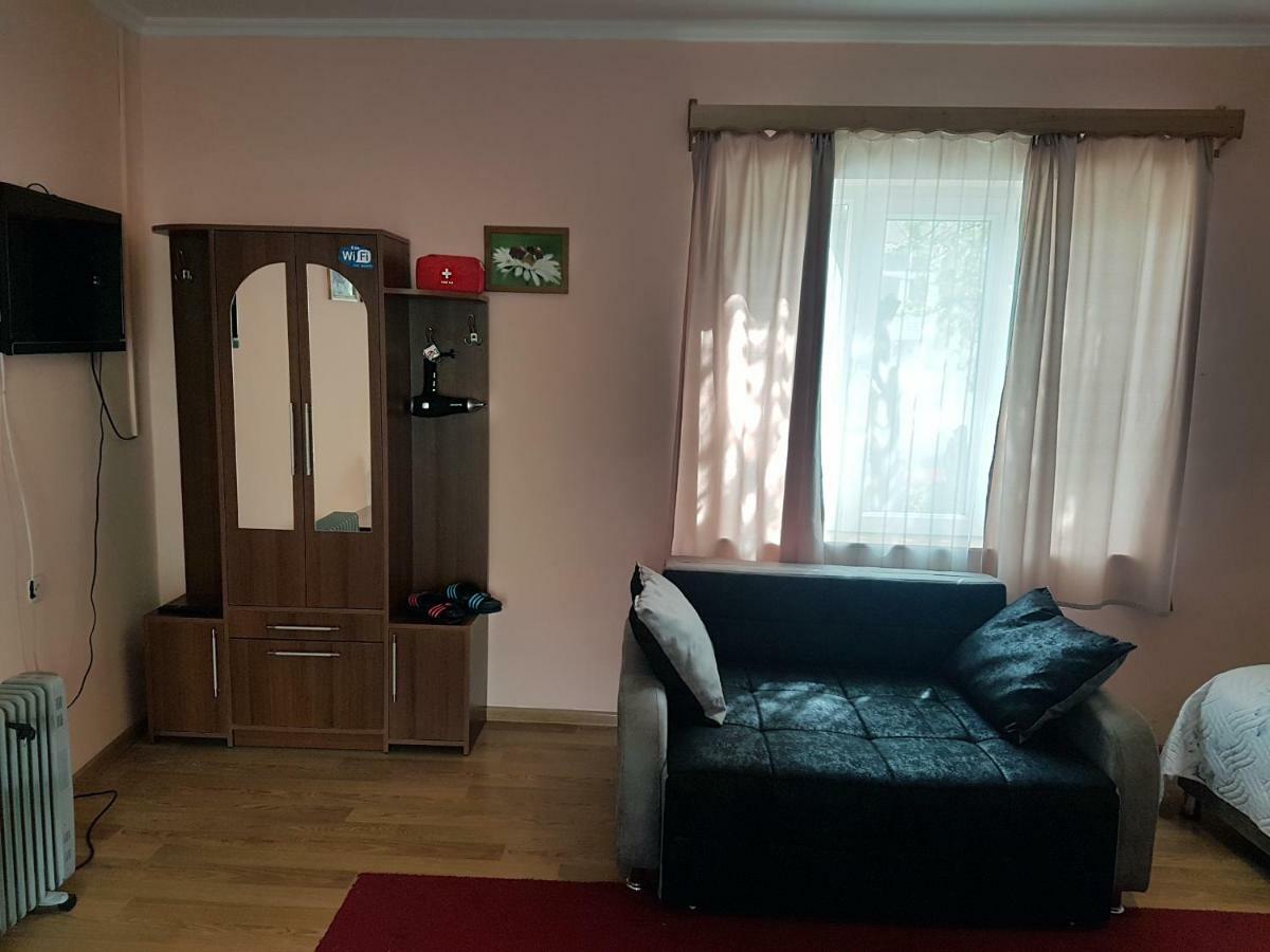 Guest House Villa كفاريلي المظهر الخارجي الصورة
