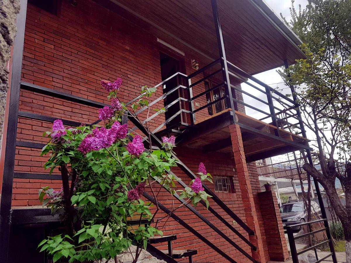 Guest House Villa كفاريلي المظهر الخارجي الصورة